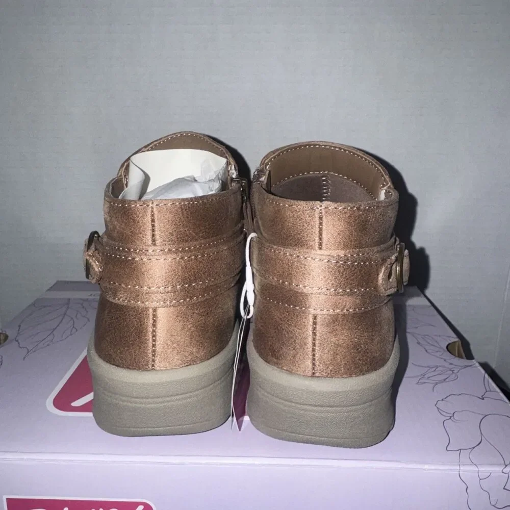 NEW Skechers Lovely Vibe Moonlight Ankle Boot Shoe Memory Foam Vegan Size 7